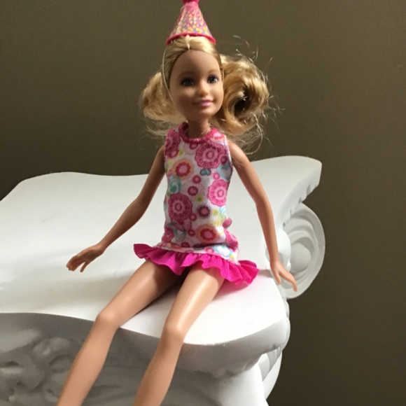 Vintage. Barbie Collectible / Stacie Birthday Party - Picture 3 of 4